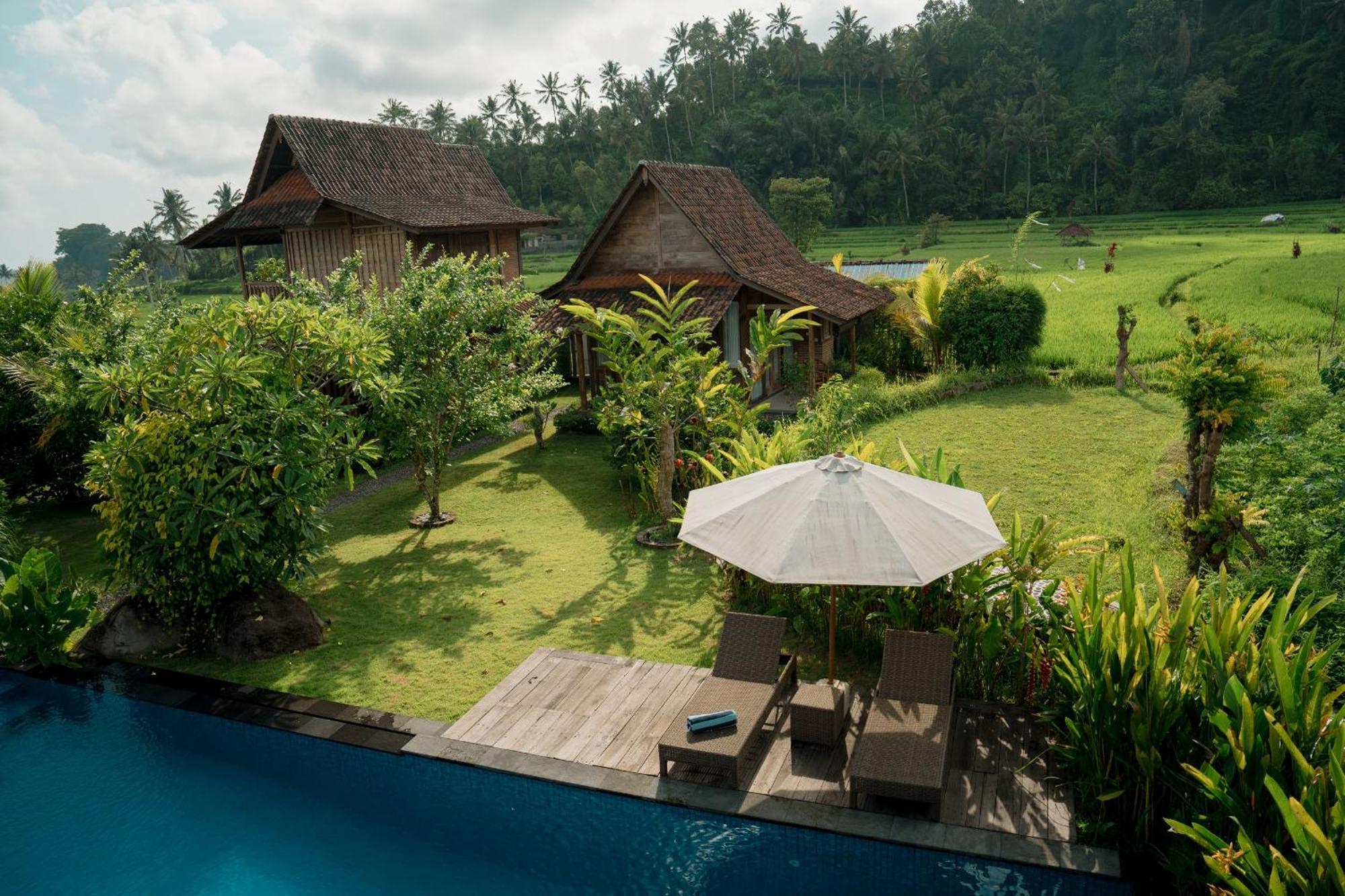 Kubu Sakian Sidemen By Samhita Bali Lodge Silebeng