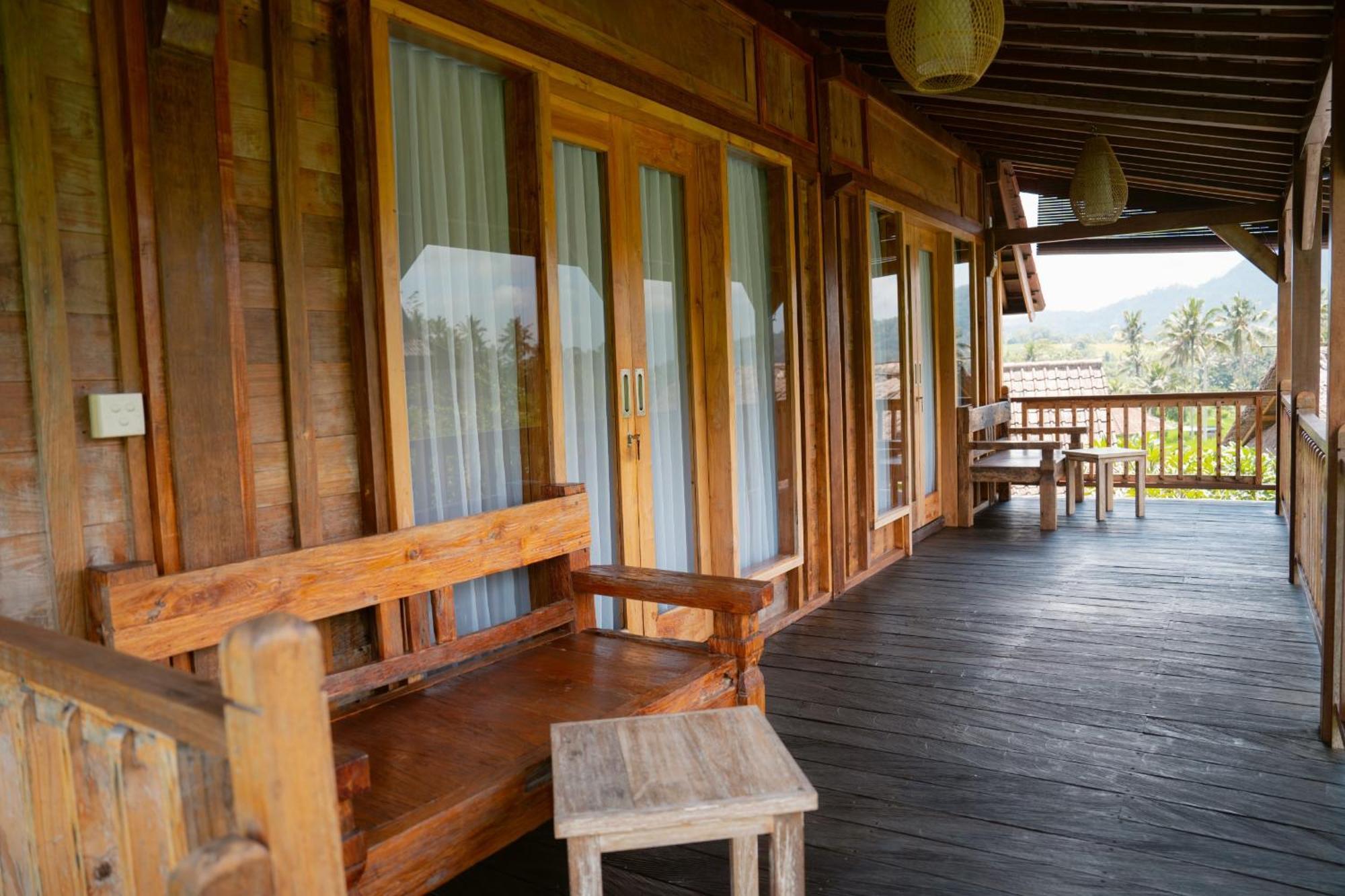 Kubu Sakian Sidemen By Samhita Bali Lodge *