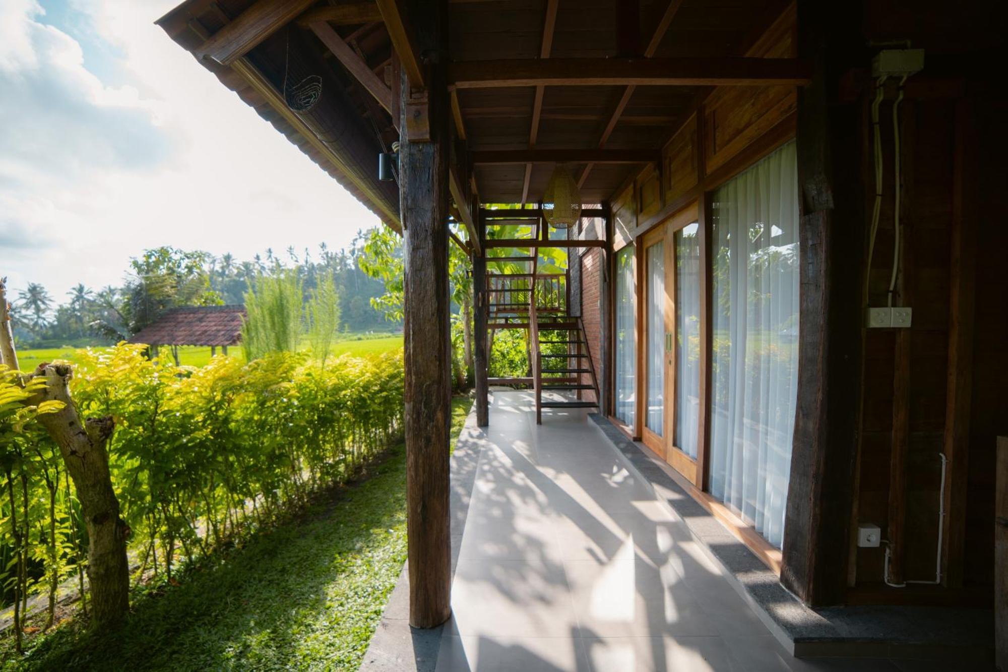 Kubu Sakian Sidemen By Samhita Bali Lodge *