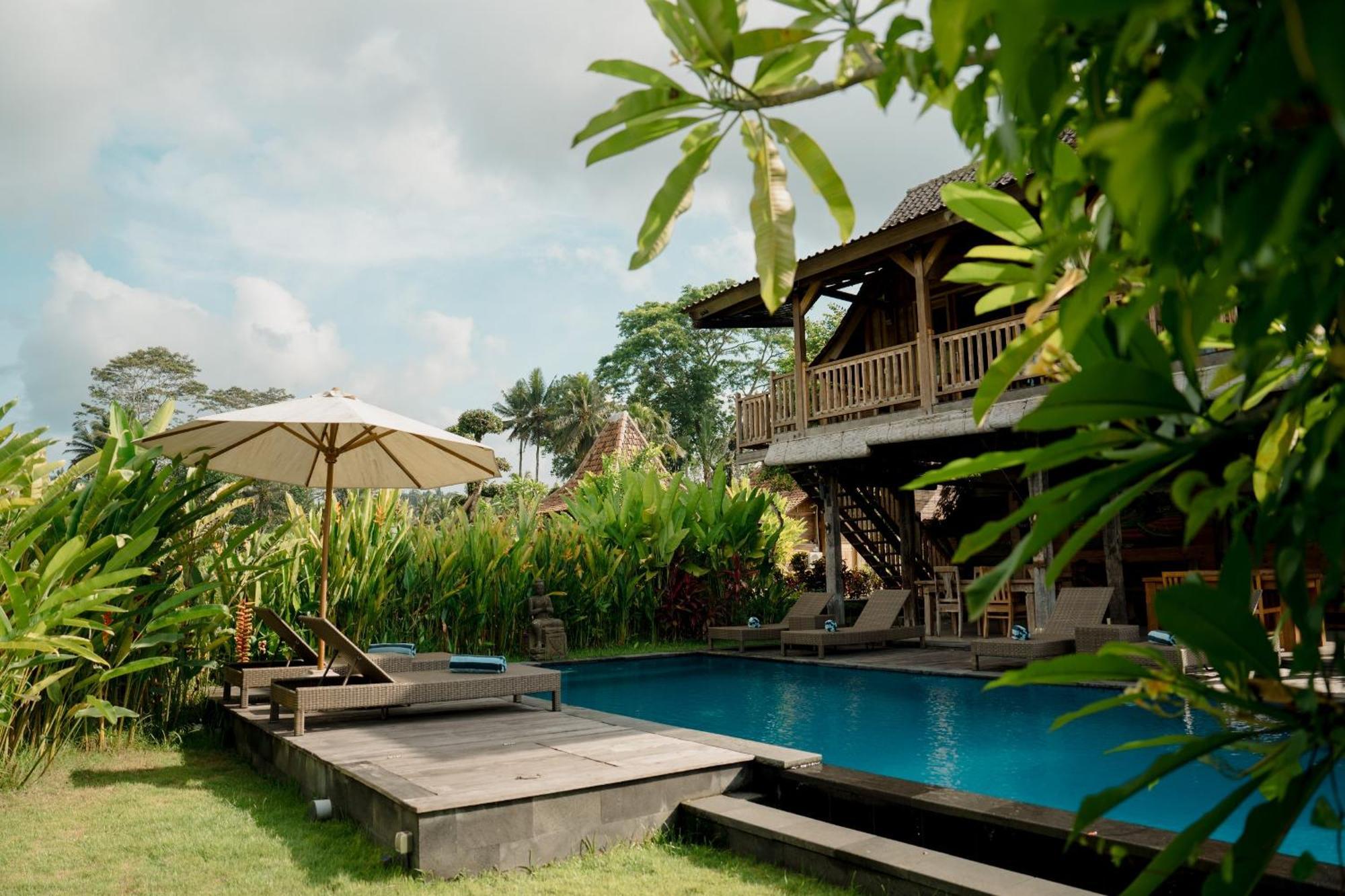 Kubu Sakian Sidemen By Samhita Bali *