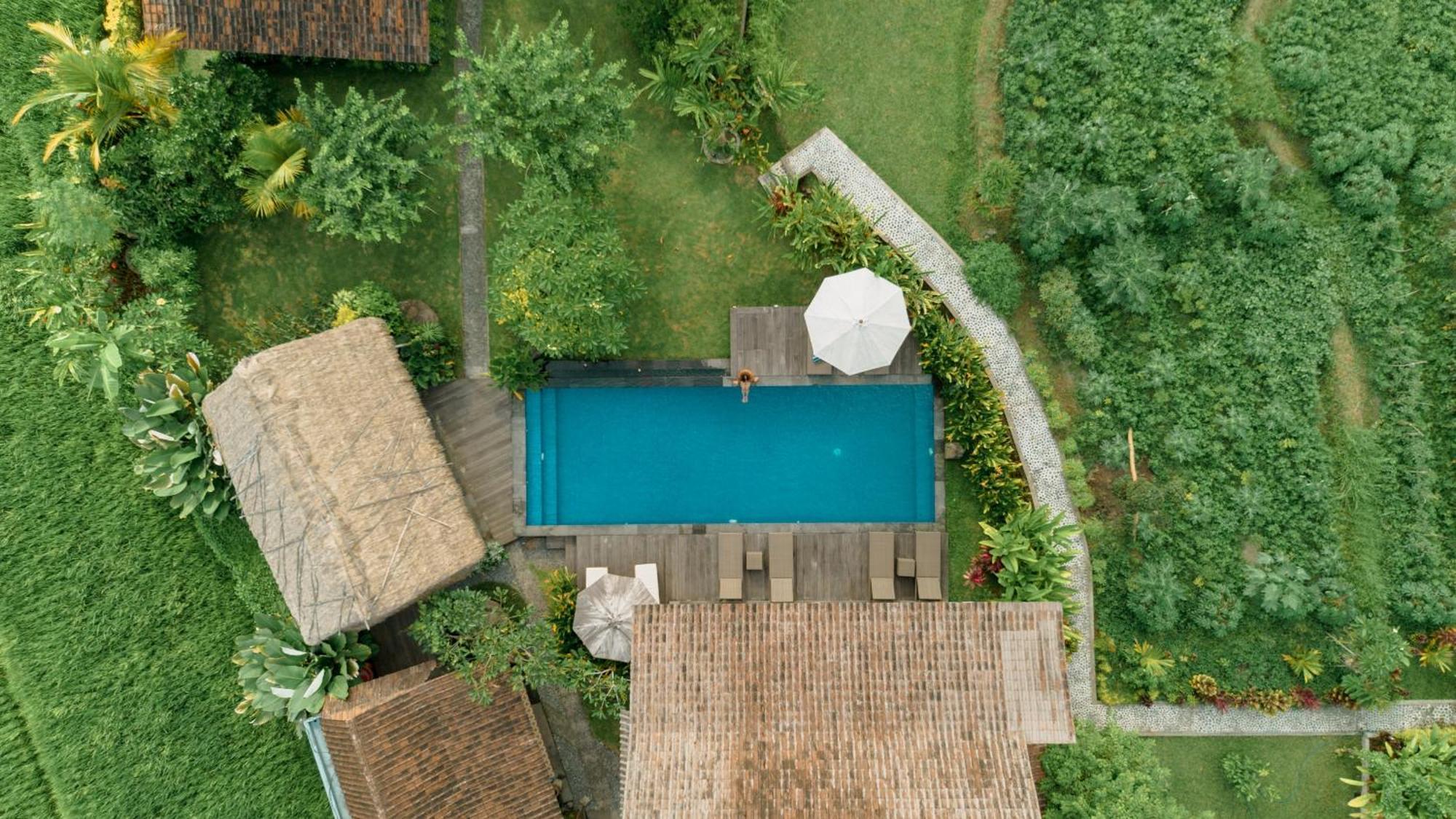 Lodge Kubu Sakian Sidemen By Samhita Bali *