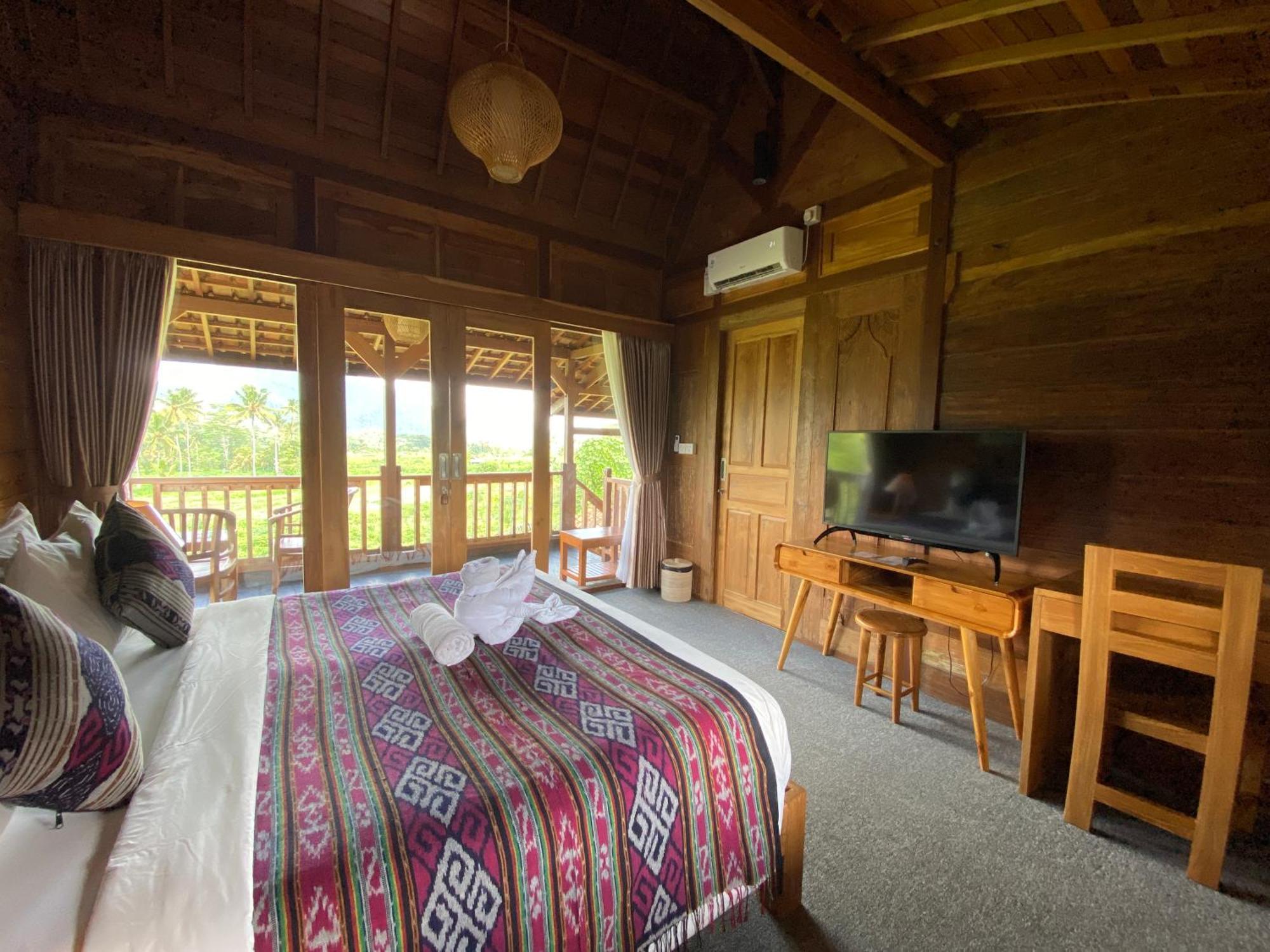 Lodge Kubu Sakian Sidemen By Samhita Bali Silebeng